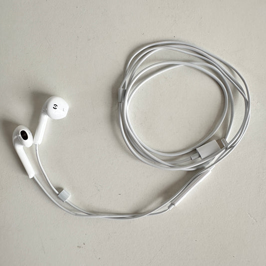 EL080 WHITE EARBUDS