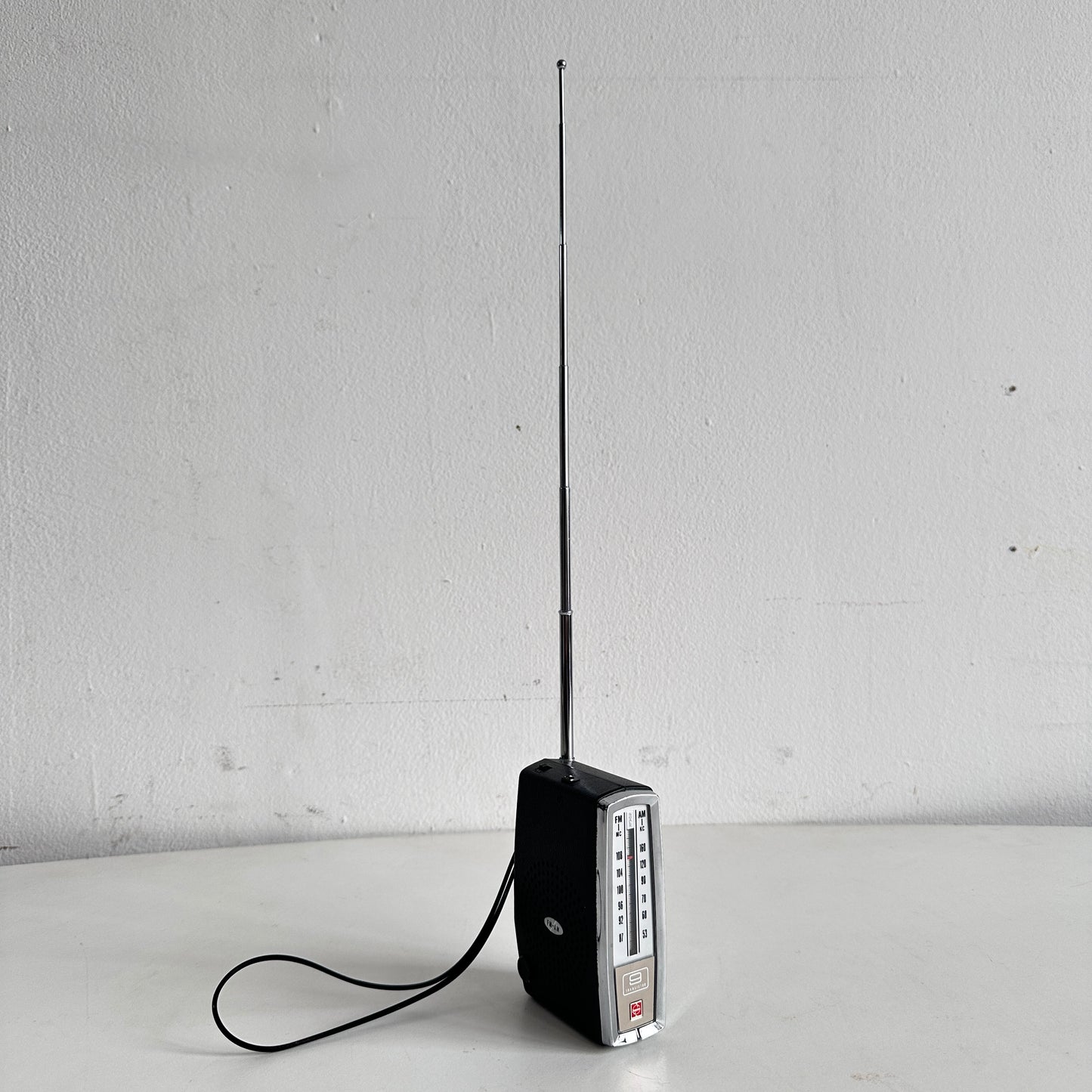EL081 PANASONIC POCKET TRANSISTOR RADIO