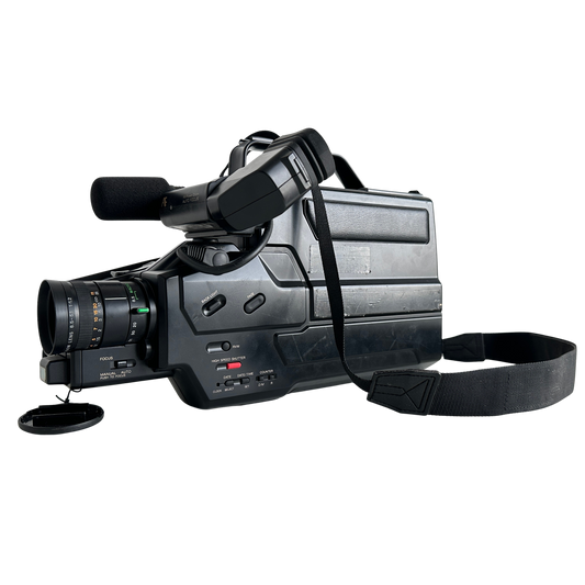EL086 VINTAGE VHS CAMCORDER
