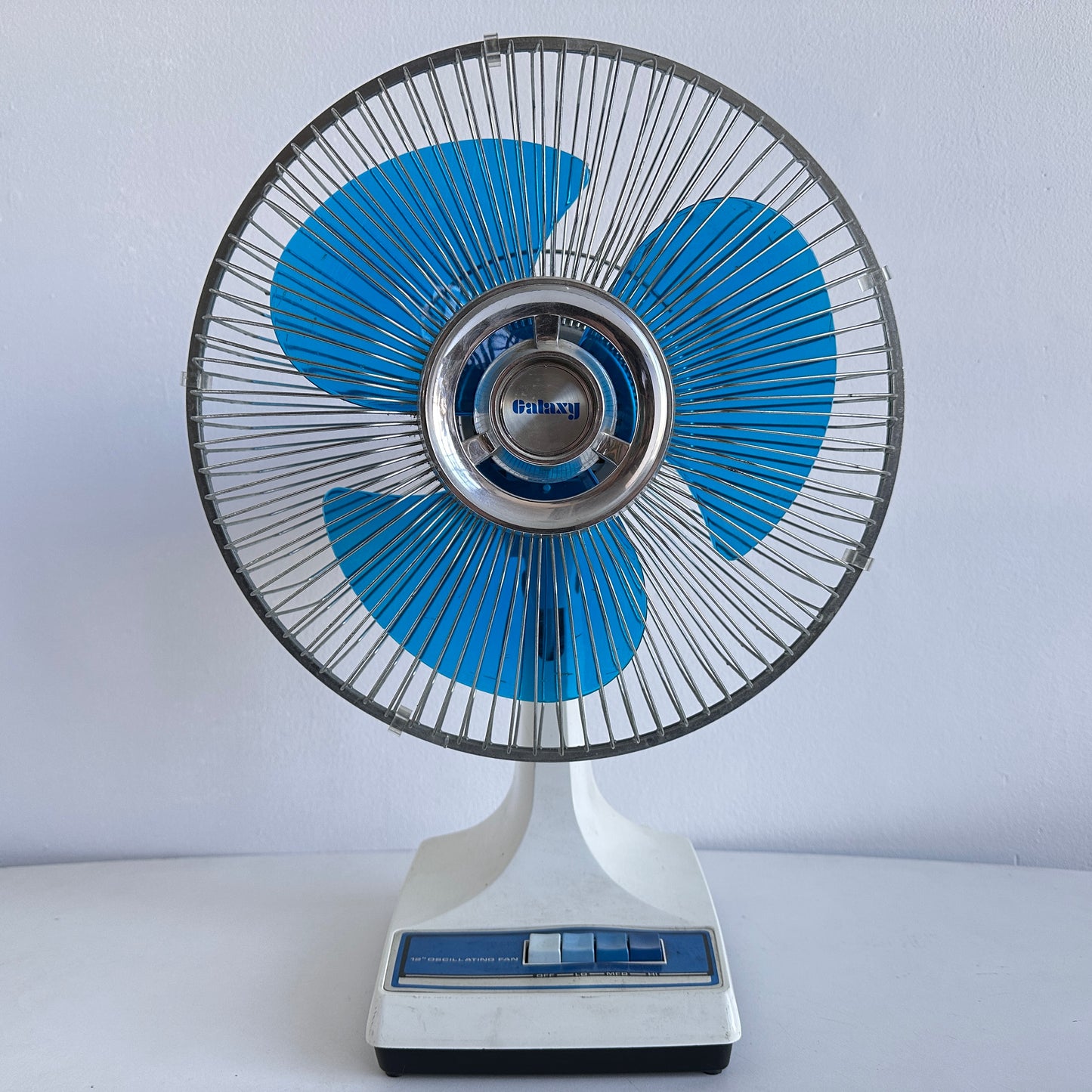 EL088 VINTAGE GALAXY BLUE FAN
