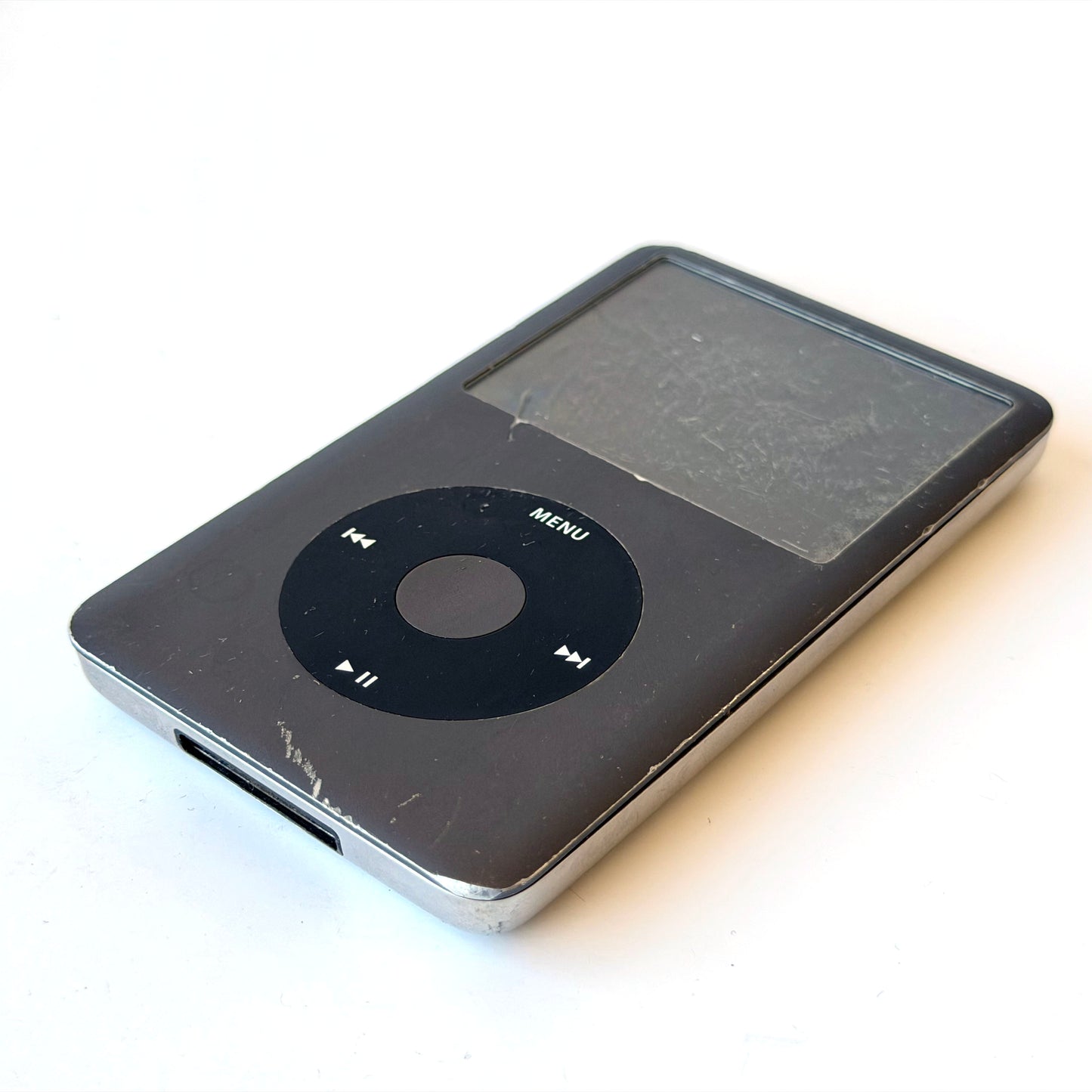 EL097 VINTAGE NON WORKING BLACK IPOD