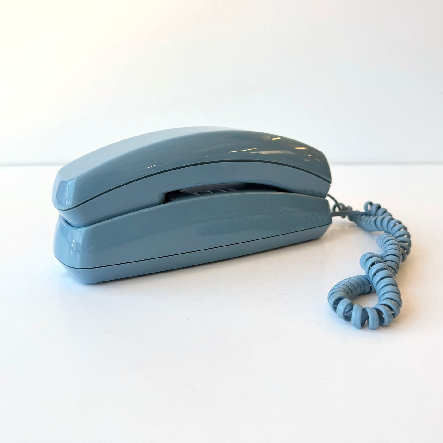 EL099 PASTEL BLUE TRIMLINE PHONE
