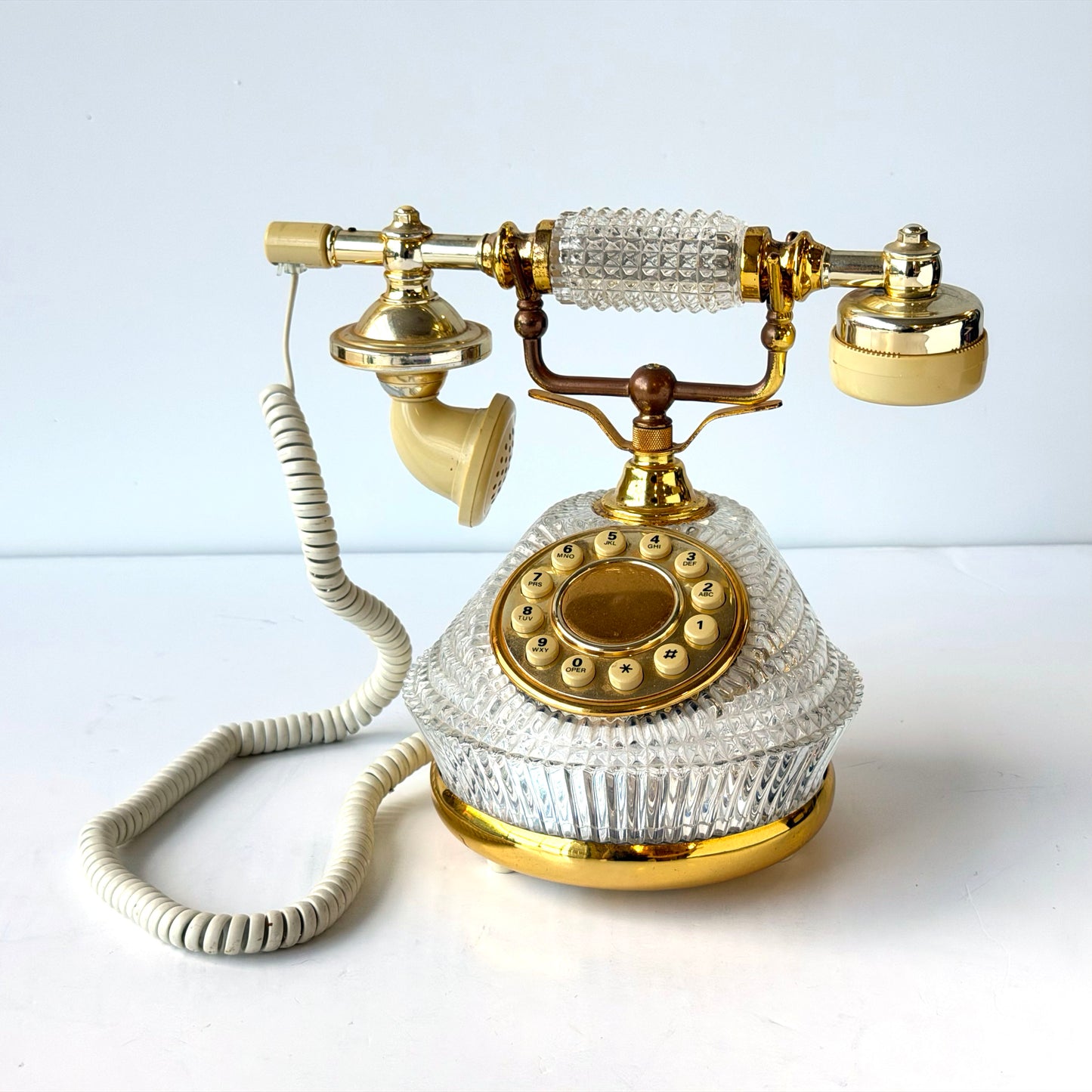 EL114 CRYSTAL AND GOLD PHONE