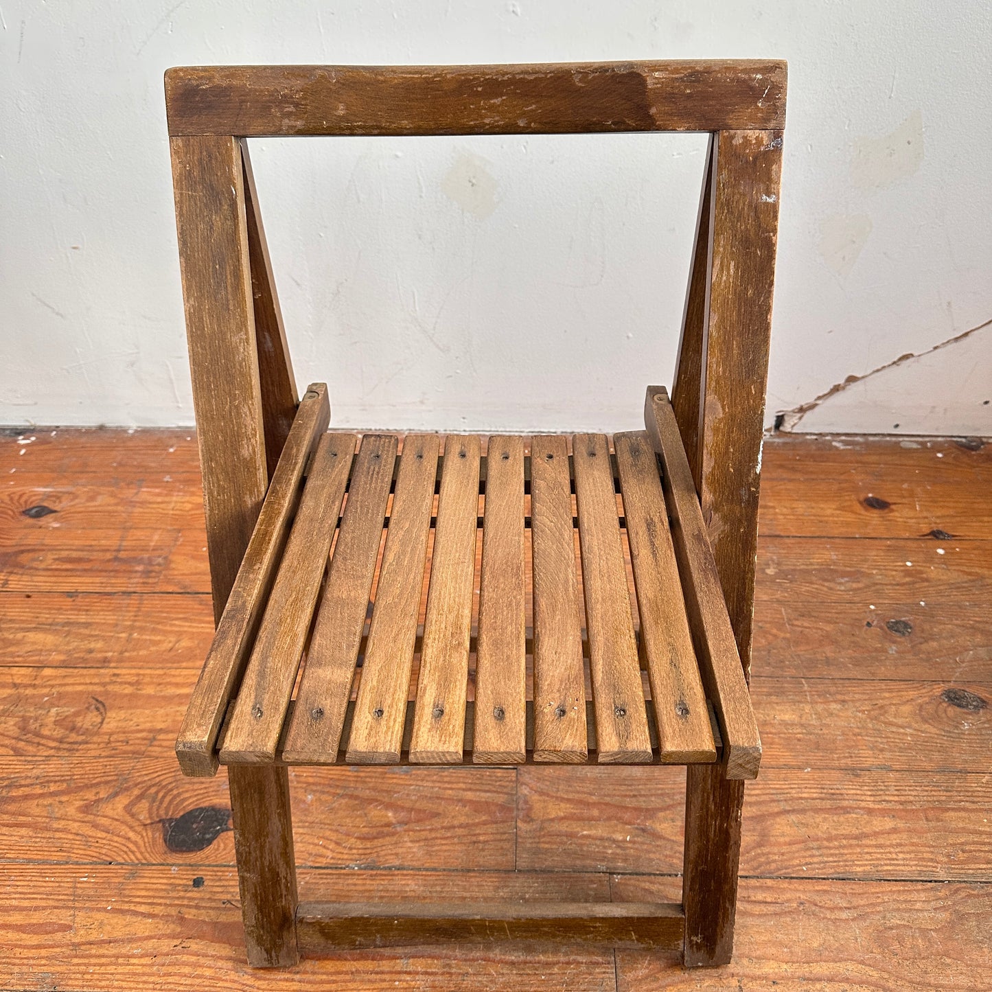 FC001 TRIESTE WOOD FOLDING CHAIR