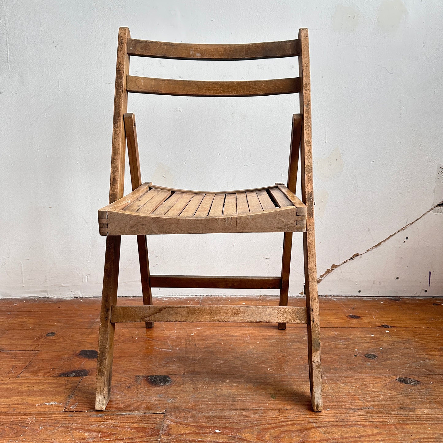 FC003 SLATTED WOOD FOLDING CHAIR
