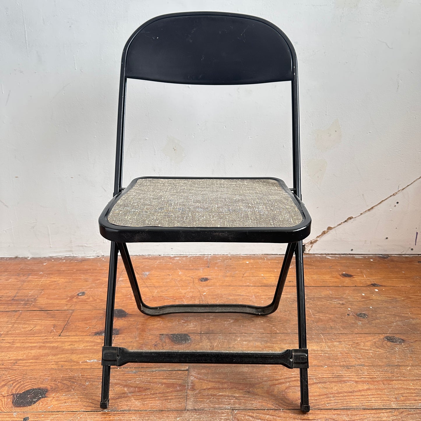 FC009 BLACK METAL FOLDING CHAIR
