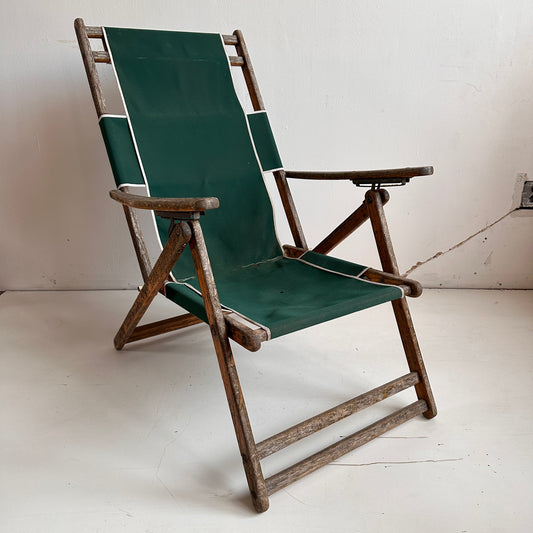 FC020 DISTRESSED WOOD WITH GREEN FABRIC DECK CHAIR