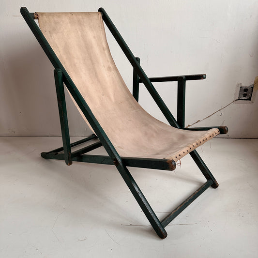 FC027 DISTRESSED ONE ARMED GREEN & BEIGE BEACH SLING CHAIR