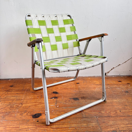 FC034 GREEN & WHITE FOLDING LAWN CHAIR
