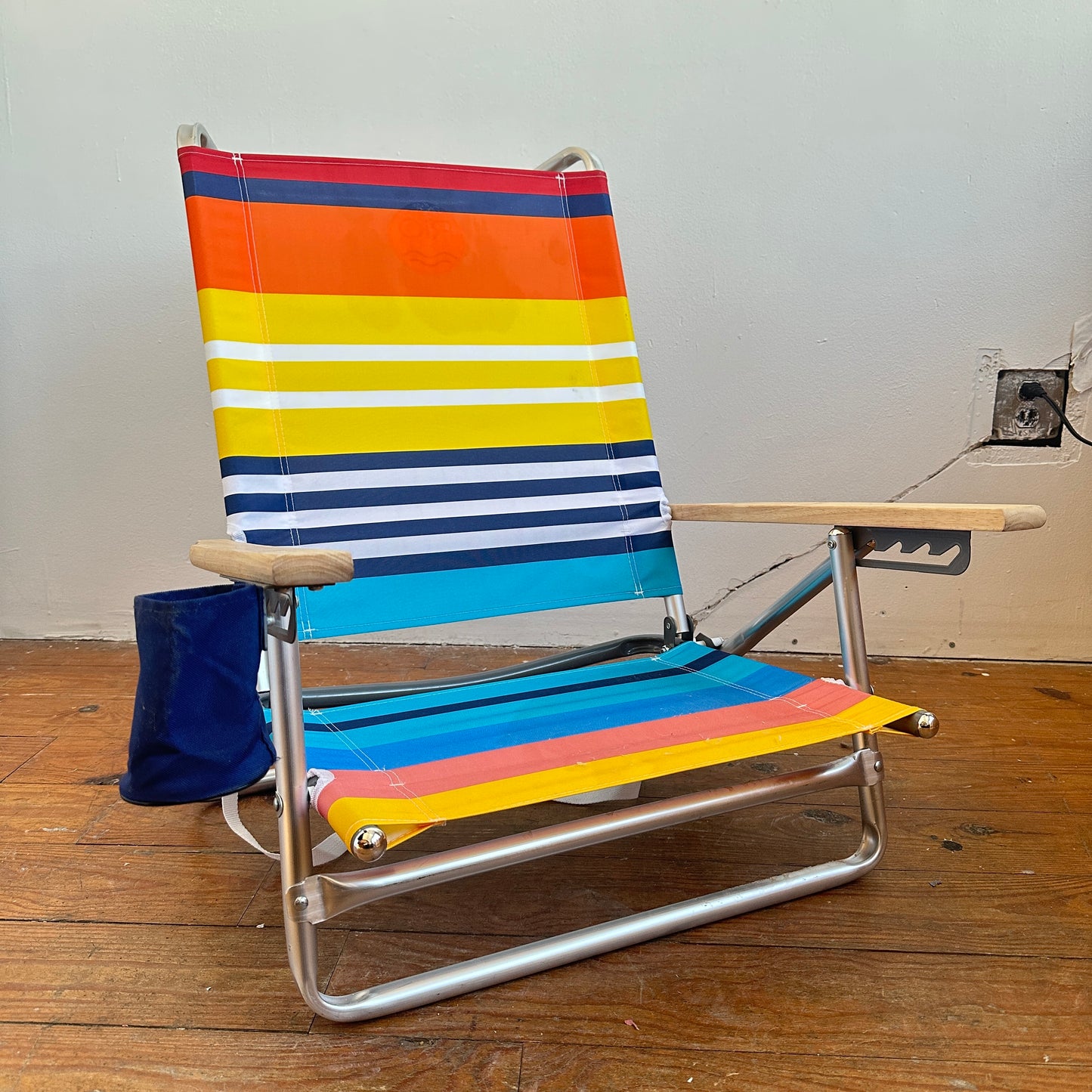 FC047 STRIPED FABRIC FOLDING BEACH CHAIR
