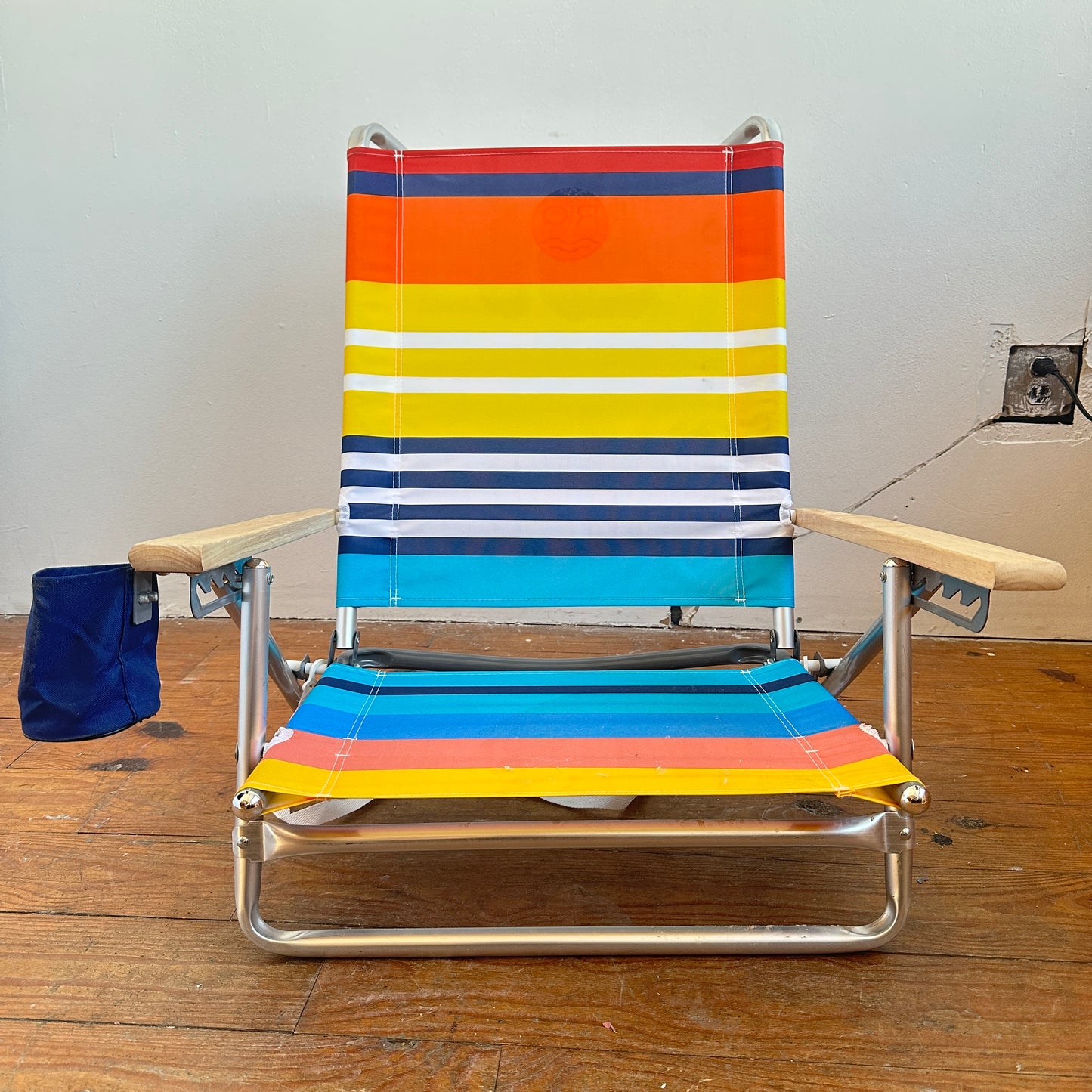FC047 STRIPED FABRIC FOLDING BEACH CHAIR