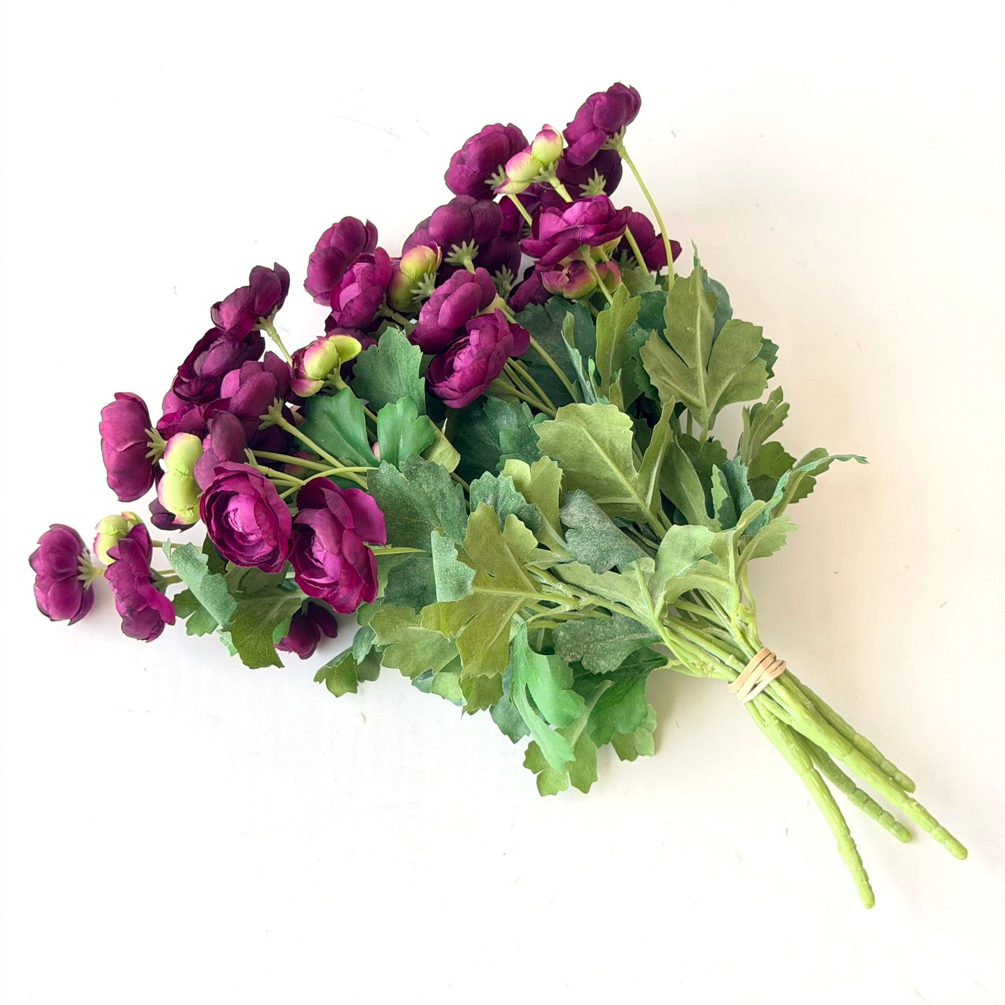 FF0026 SILK SMALL PURPLE RANUNCULUS SPRAY