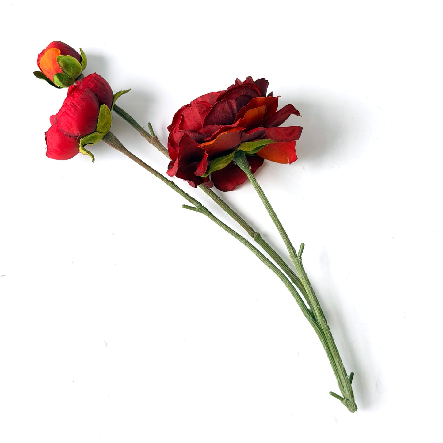 FF0031 SILK RED RANUNCULUS SPRAY