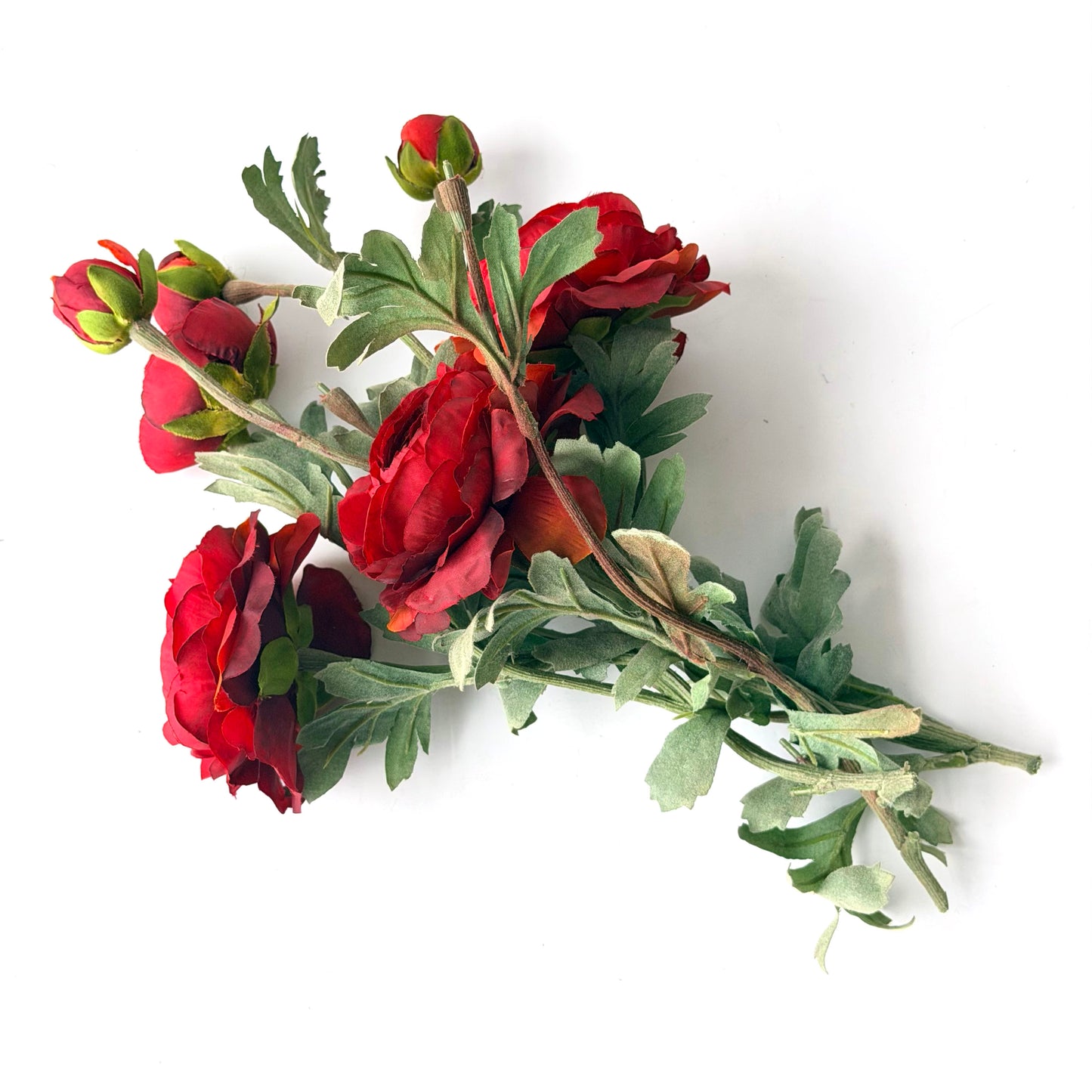 FF0036 SILK RED SMALL RANUNCULUS SPRAY