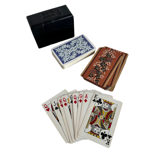 GT004 DOUBLE SET OF FLORAL PLAYING CARDS