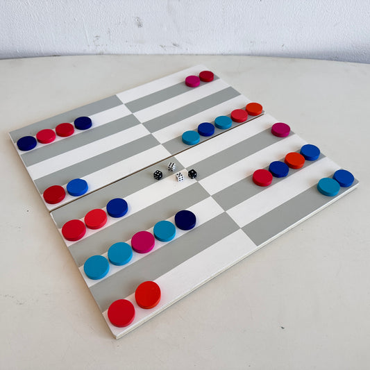 GT017 GREY & WHITE BACKGAMMON SET