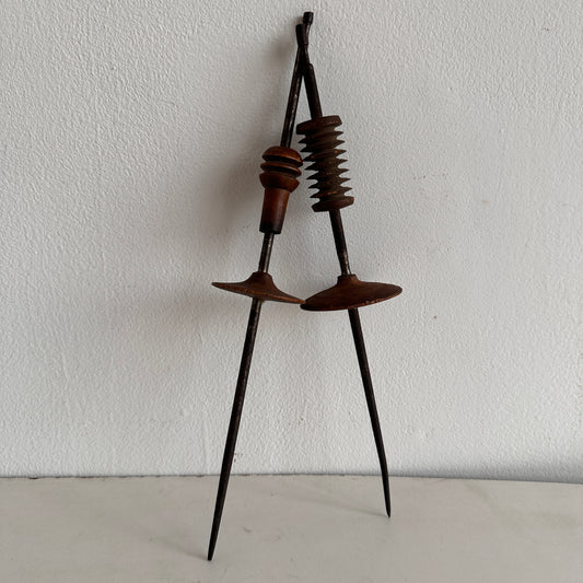HC001 ANTIQUE SPINDLE WHEELS