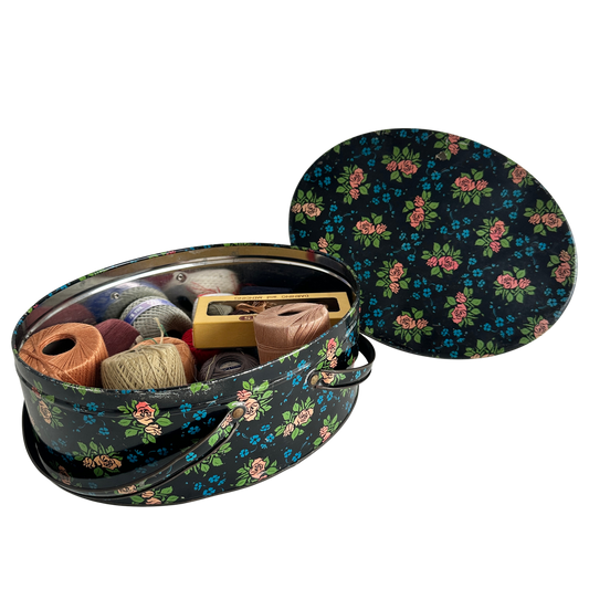 HC002 GRANDMA'S FLORAL SEWING KIT