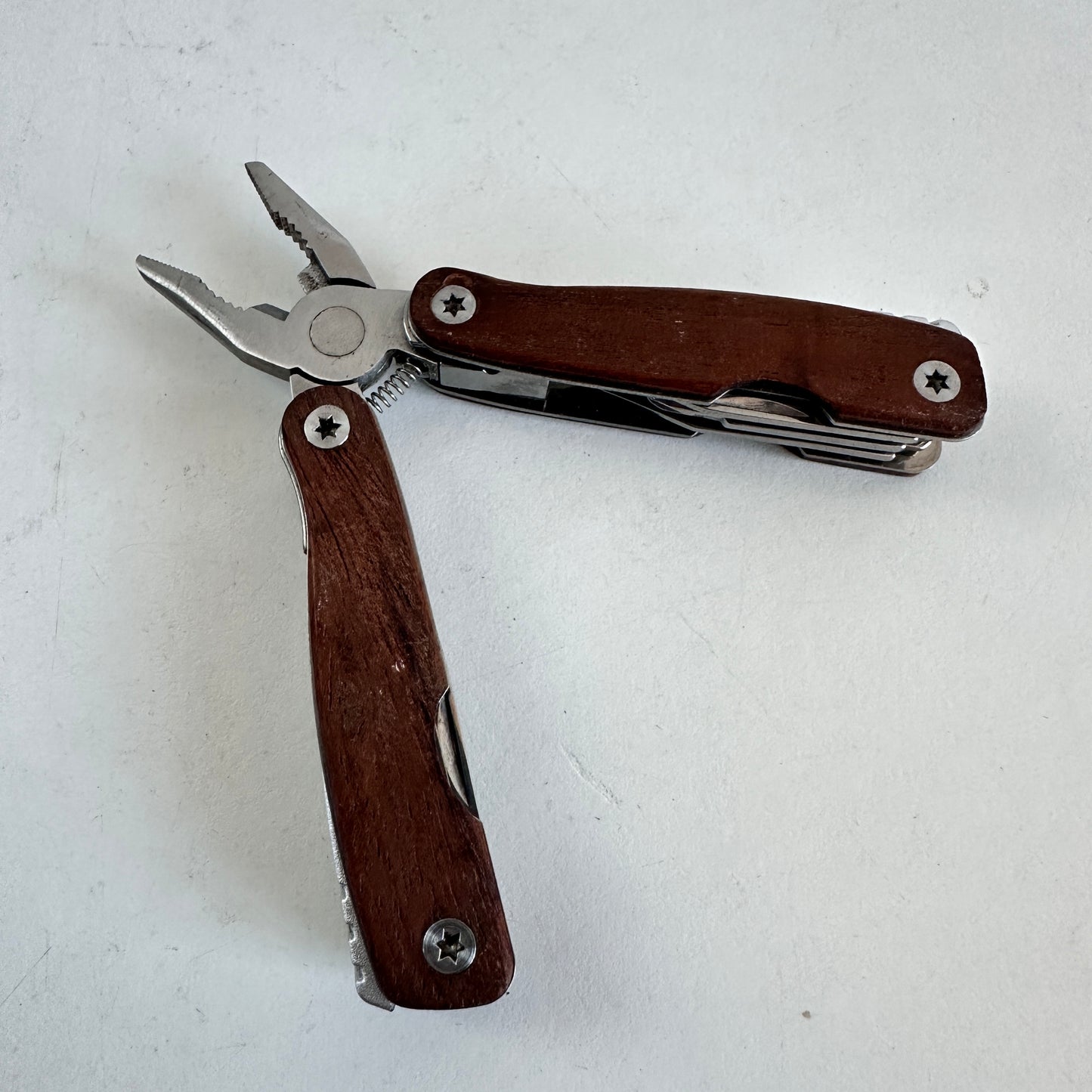 HC010 FAUX WOOD MINI LEATHERMAN