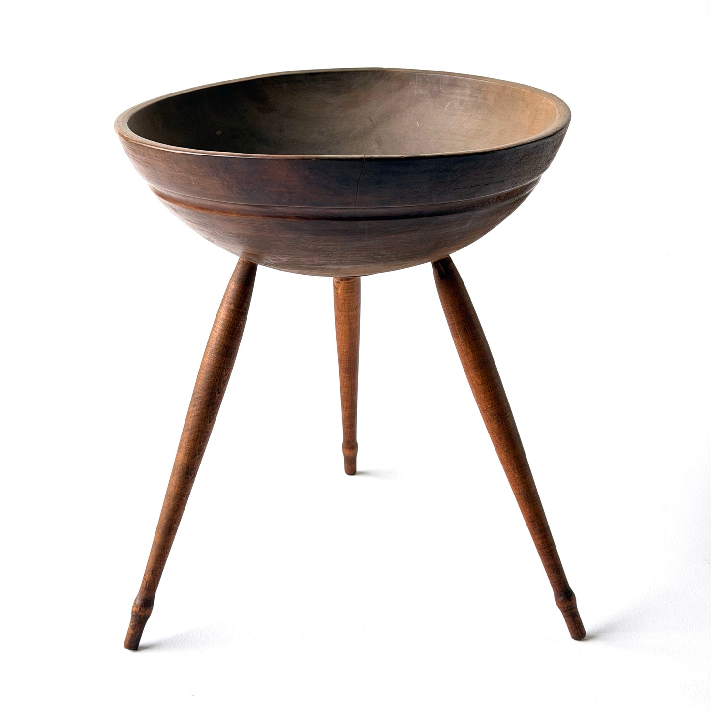 KT028 ANTIQUE WOODEN TRIPOD BOWL