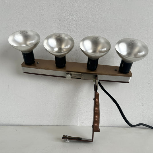 LI008 VINTAGE STUDIO BAR LIGHT