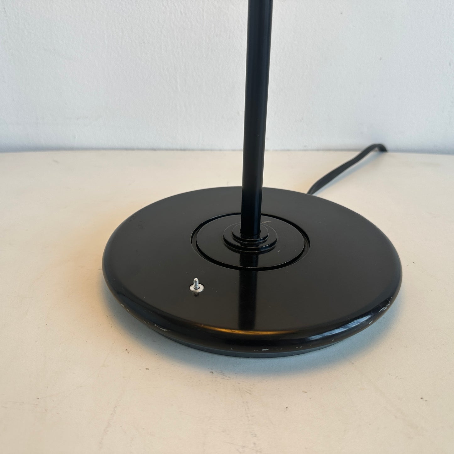 LI009 HERMAN MILLER 80'S DECO LAMP