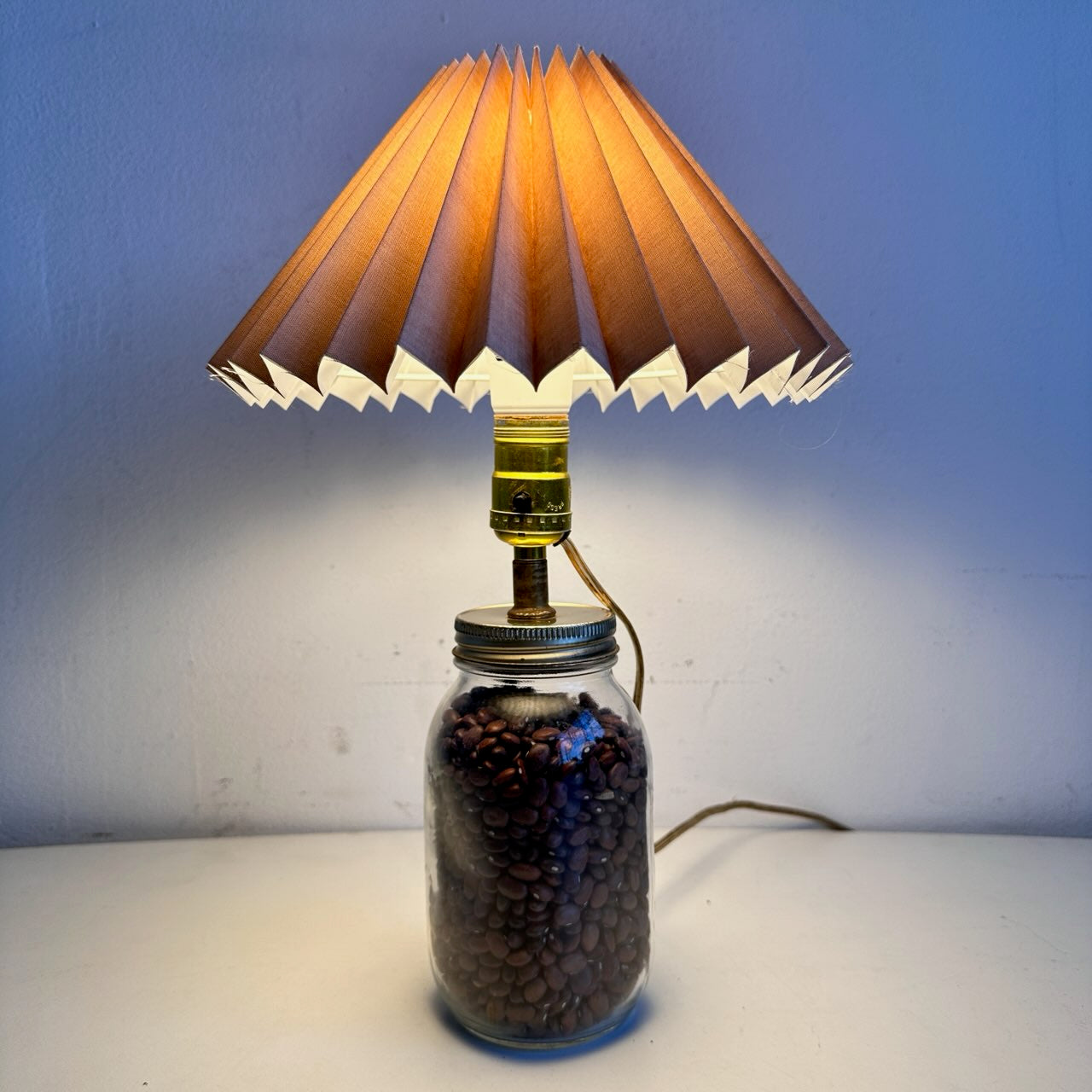 LI020 BEANS LAMP