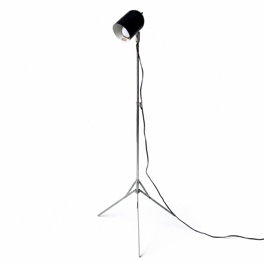 LI033 VINTAGE TELESCOPING TRIPOD LAMP