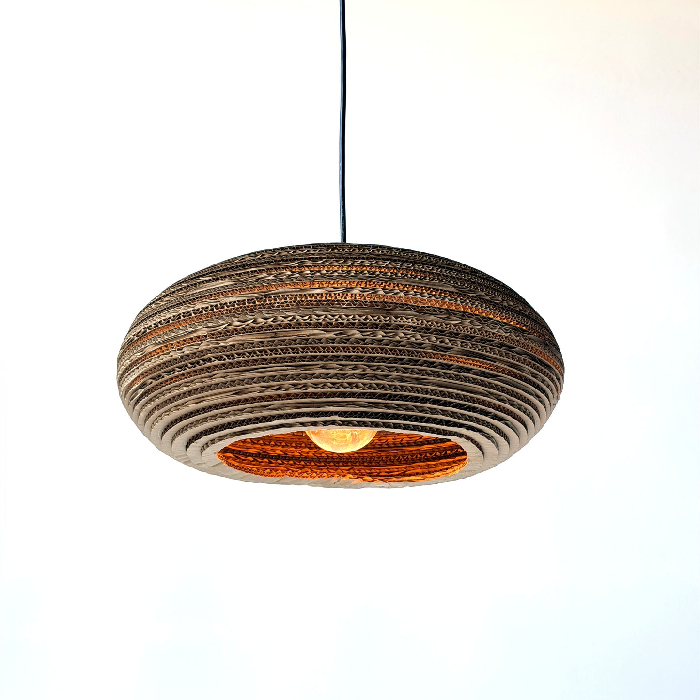 LI040 CARDBOARD PENDANT LAMP