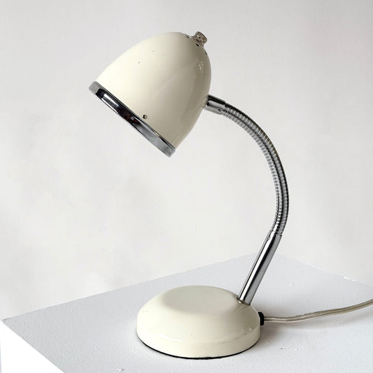LI042 WHITE GOOSENECK TASK LAMP
