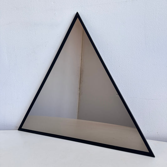 MR009 BLACK METAL FRAME TRIANGULAR MIRROR