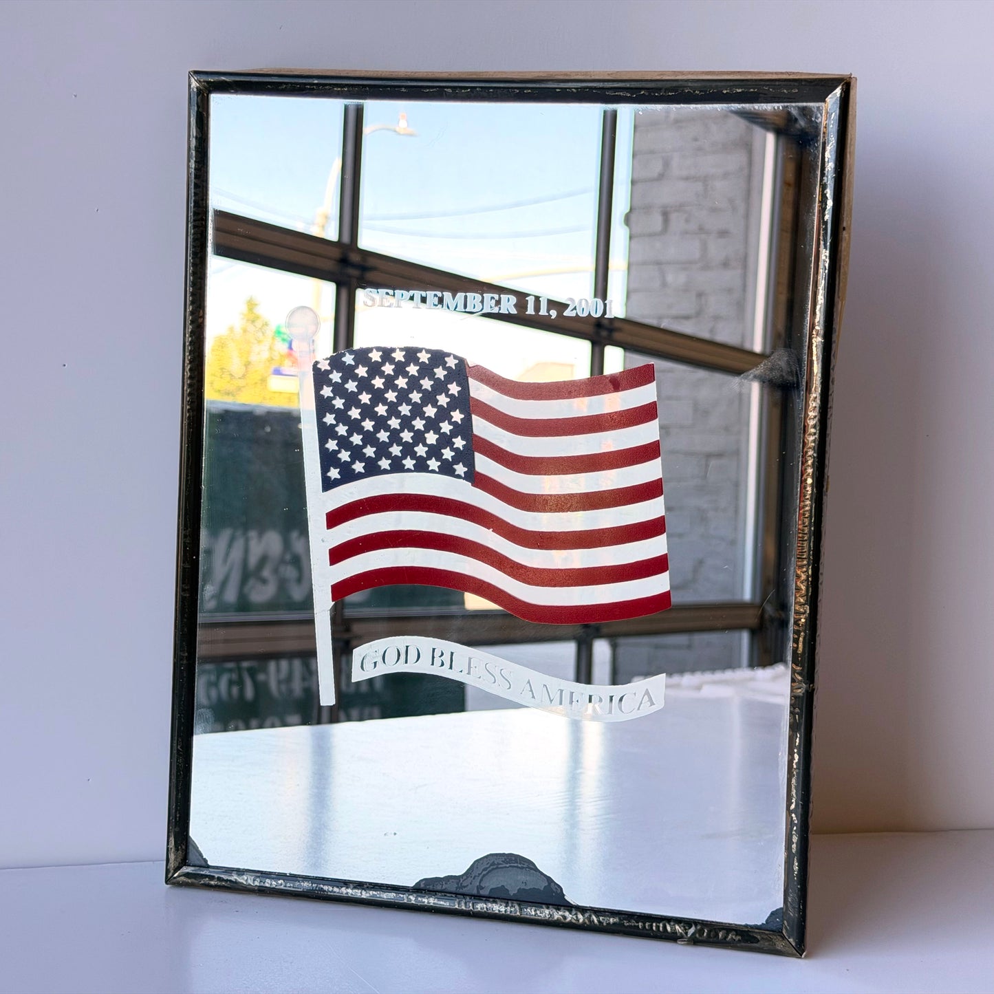 MR012 DISTRESSED 9/11 USA MIRROR