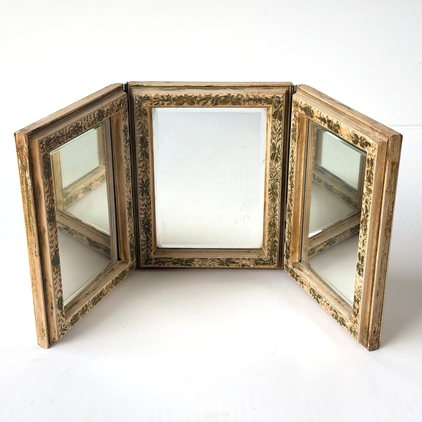 MR015 ORNATE TRIFOLD VANITY MIRROR