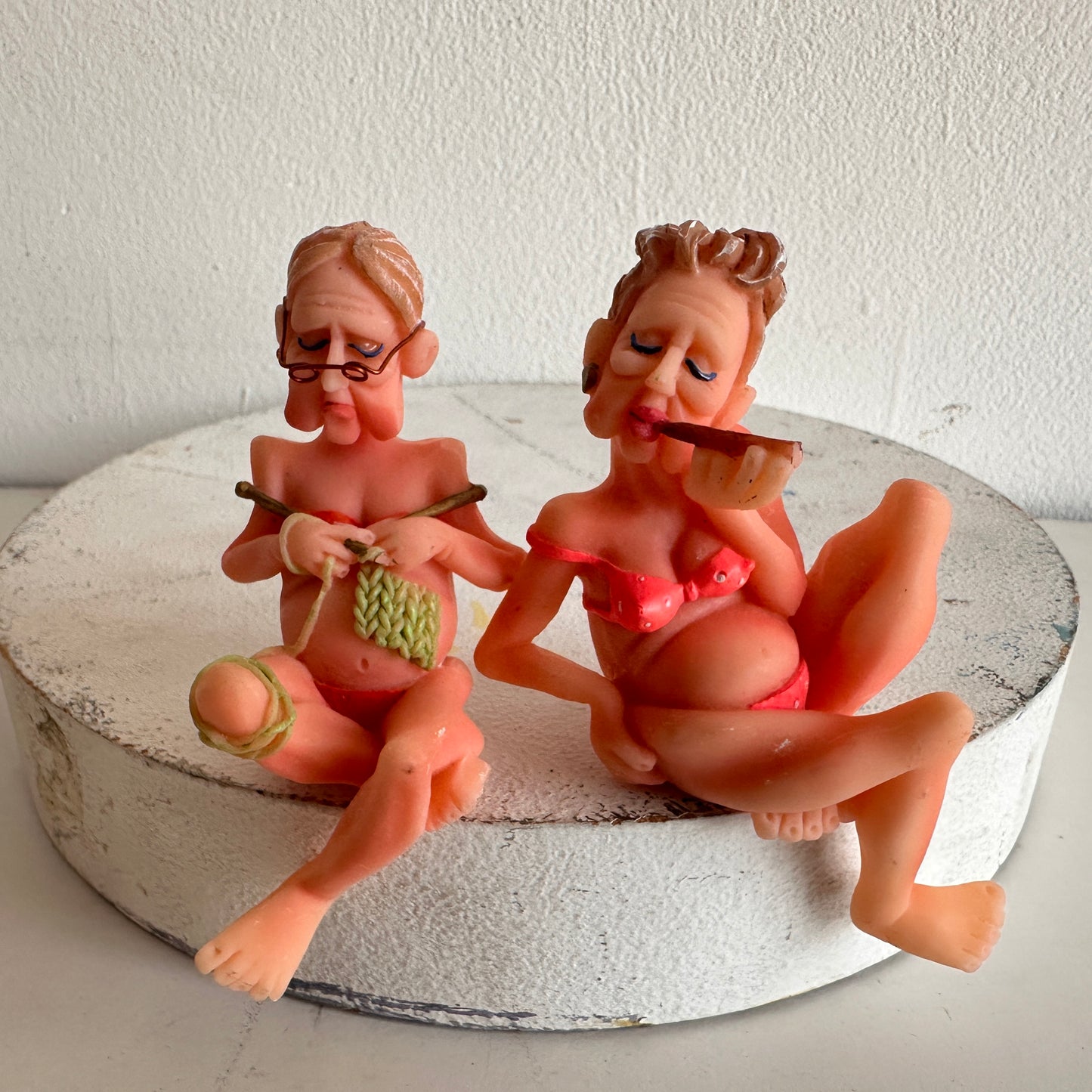 OB003 SET OF TWO GRANDMAS IN BIKINIS