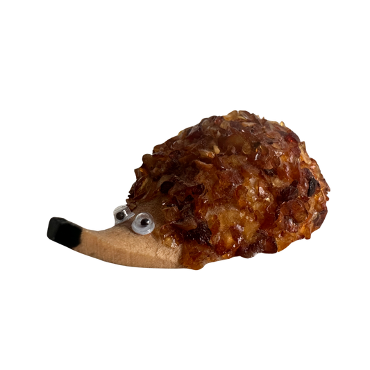 OB010 LITHUANIAN AMBER HEDGEHOG WITH GOOGLY EYES