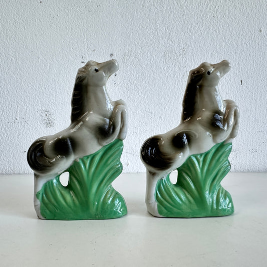 OB061 PAIR OF TINY JUMPING HORSES
