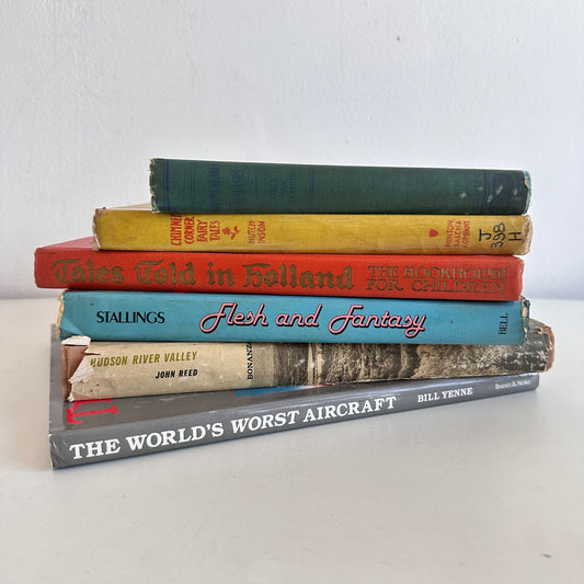 OB064 6" STACK OF BOOKS