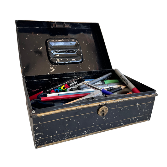 OB068 BLACK ANTIQUE CASH BOX