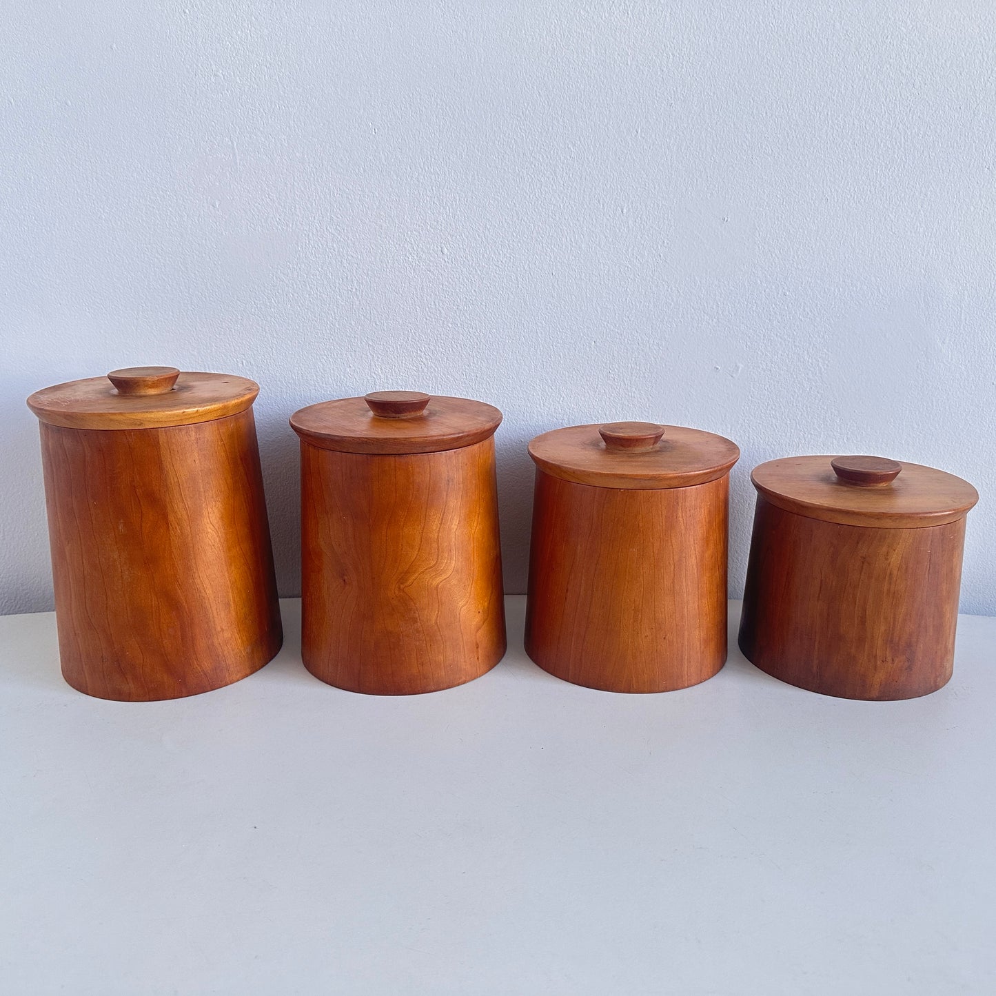 OB079 SET OF 4 TEAK WOOD CANISTERS