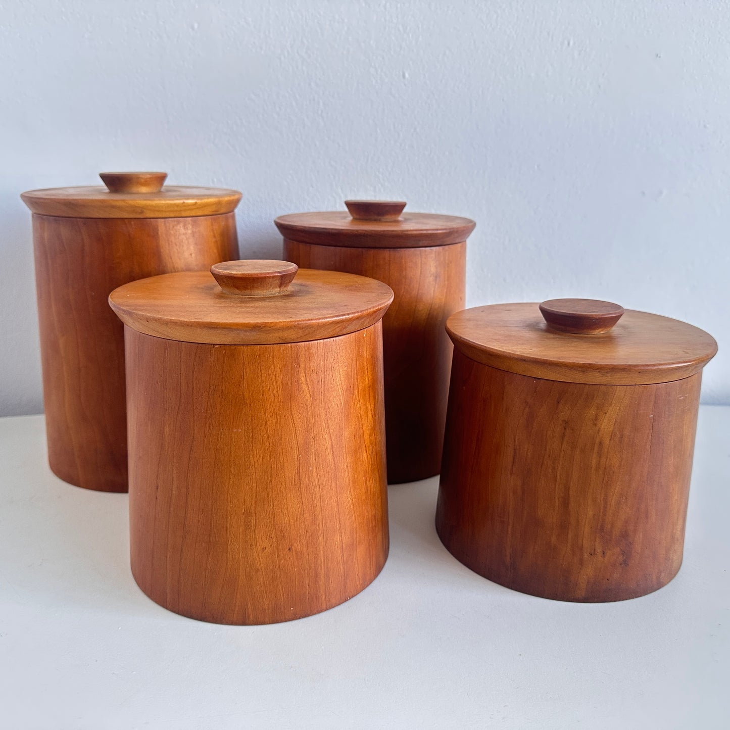 OB079 SET OF 4 TEAK WOOD CANISTERS