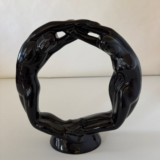 OB081 CIRCLE OF LOVE SCULPTURE