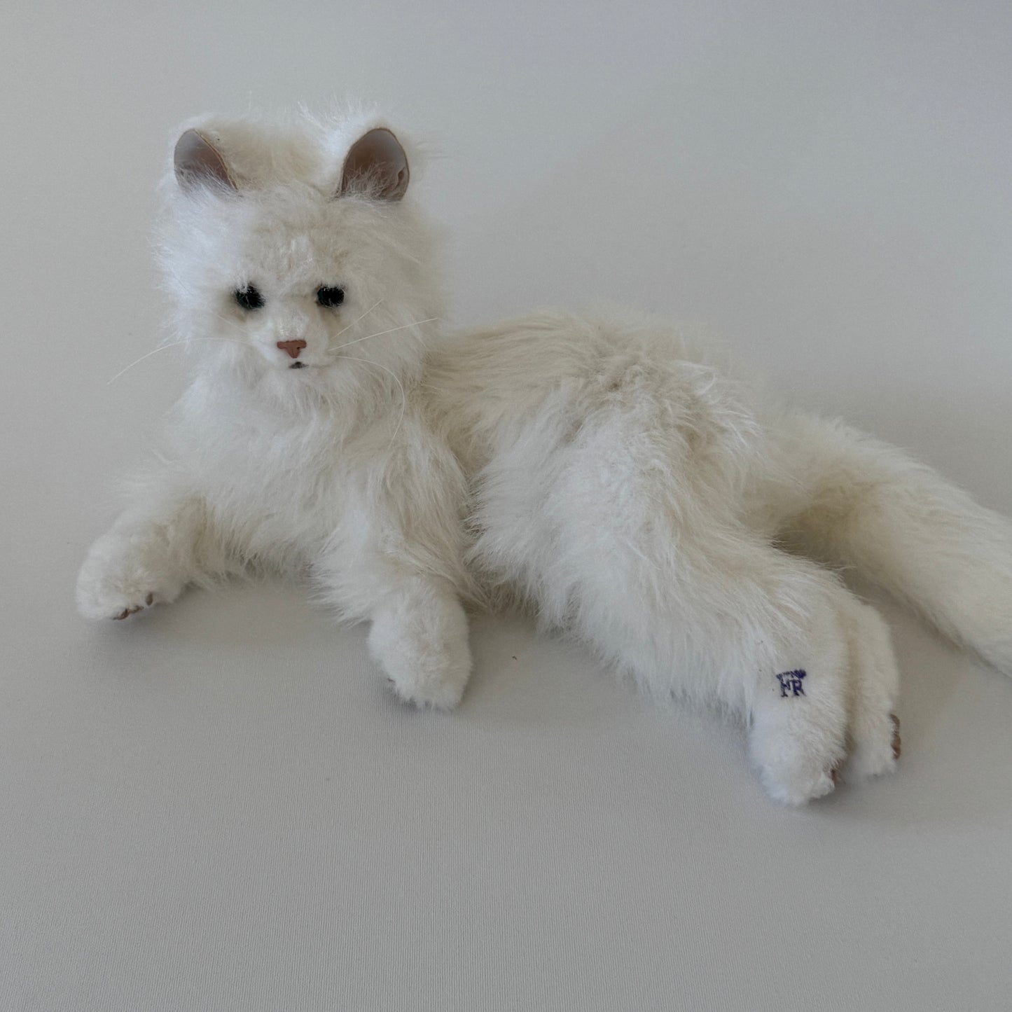 OB087A WHITE ELECTRONIC CAT