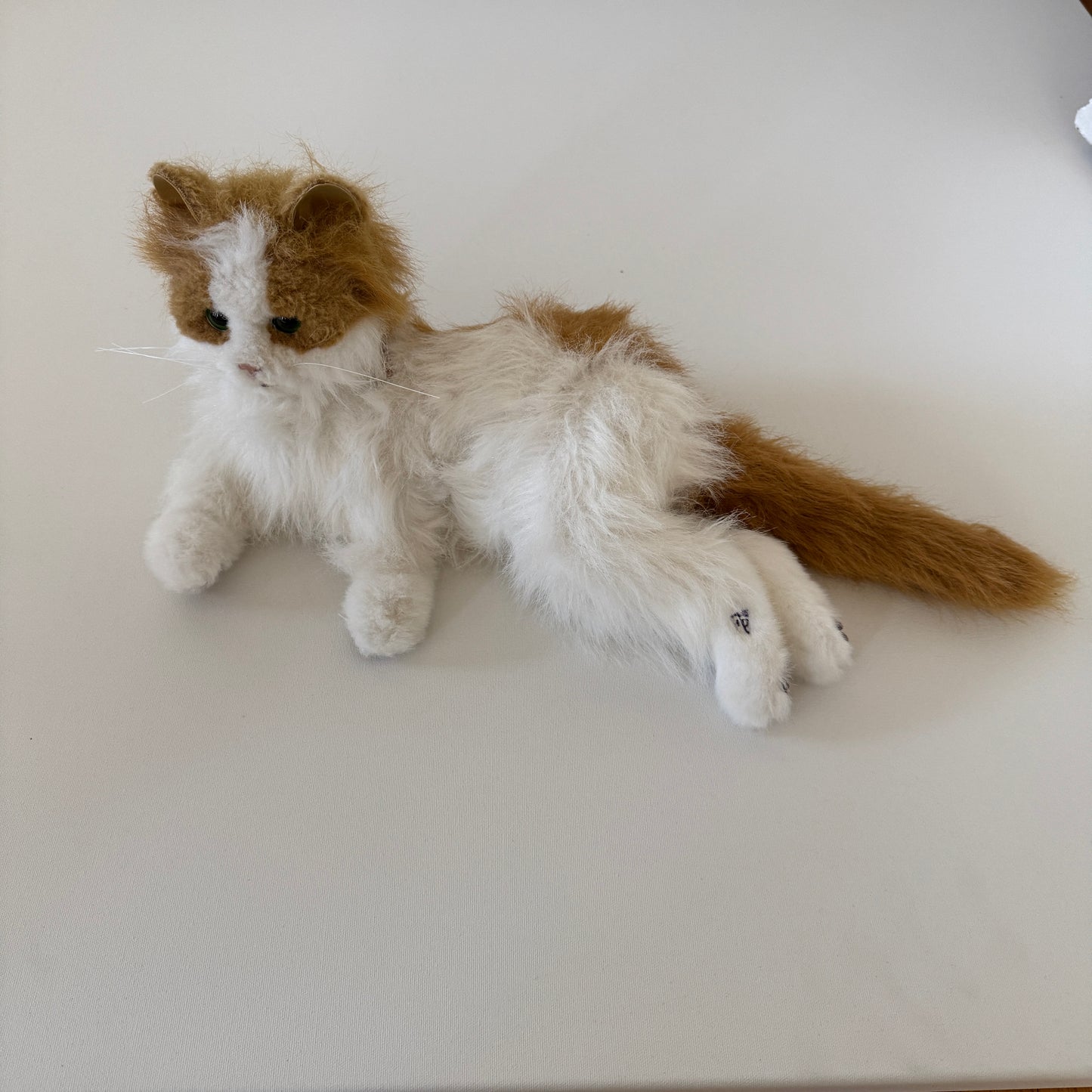 OB087B ORANGE & WHITE ELECTRONIC CAT