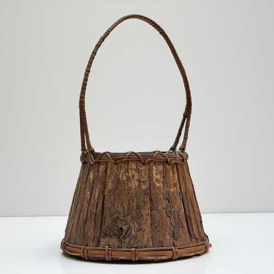 OB094 PRIMITIVE WOVEN BARK BASKET