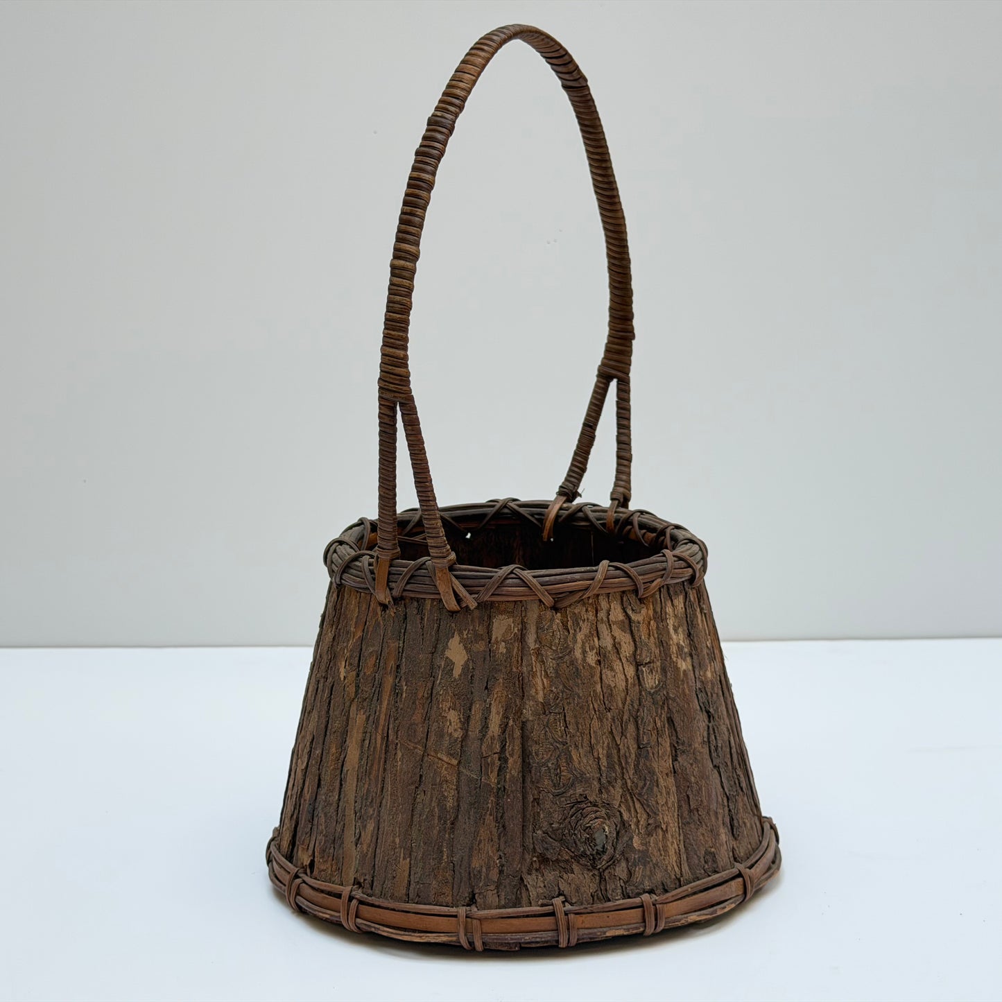 OB094 PRIMITIVE WOVEN BARK BASKET