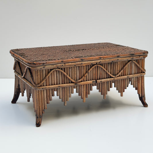 OB098 BAMBOO TABLETOP RISER TABLE