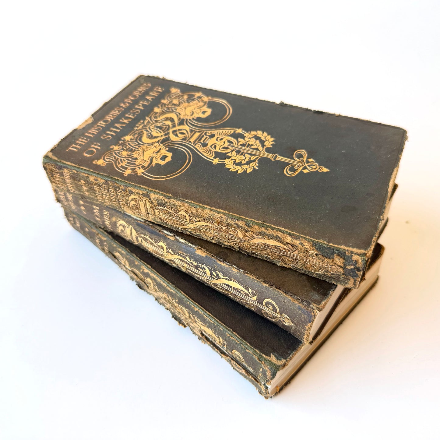 OB111 3" STACK OF ANTIQUE SHAKESPEARE BOOKS