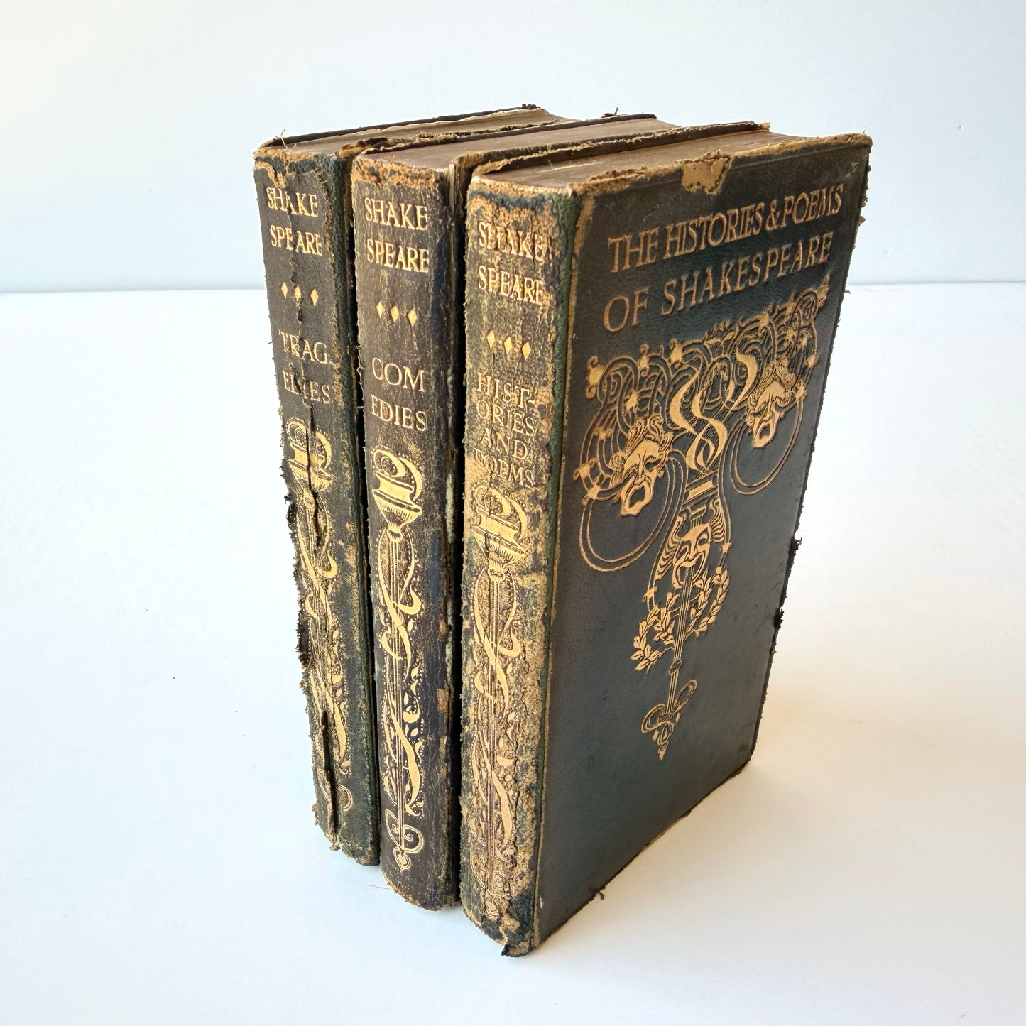 OB111 3" STACK OF ANTIQUE SHAKESPEARE BOOKS