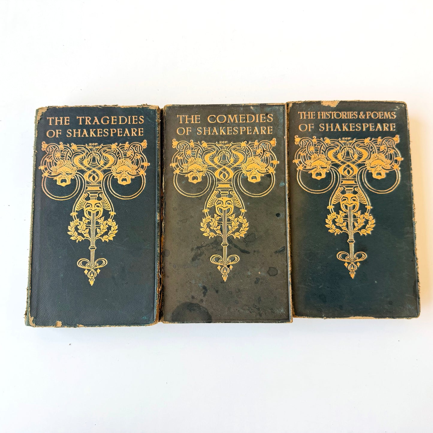 OB111 3" STACK OF ANTIQUE SHAKESPEARE BOOKS