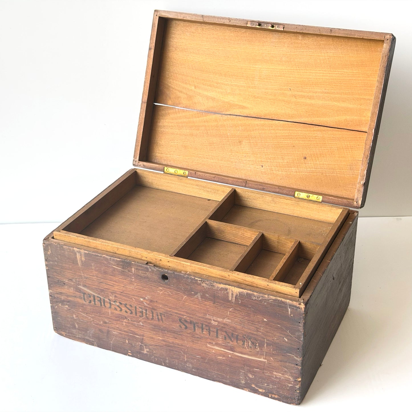 OB123 ANTIQUE WOODEN CASH BOX